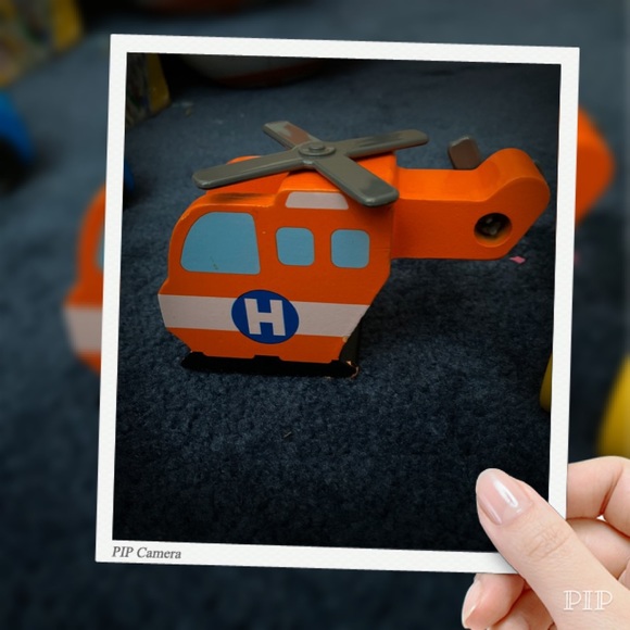 Melissa & Doug Emergency Vehicle Set, train & more - Picture 11 of 11